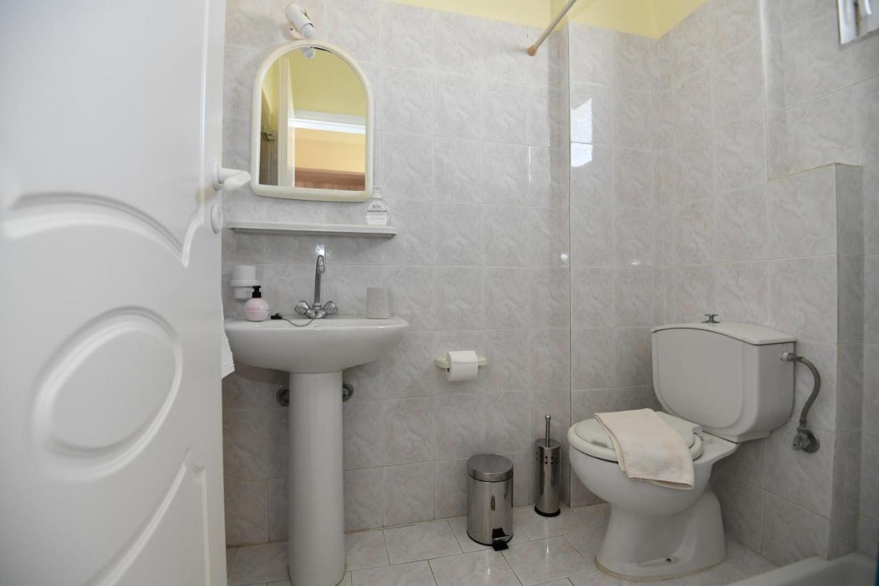 Iskas Apartments Іялісос Екстер'єр фото